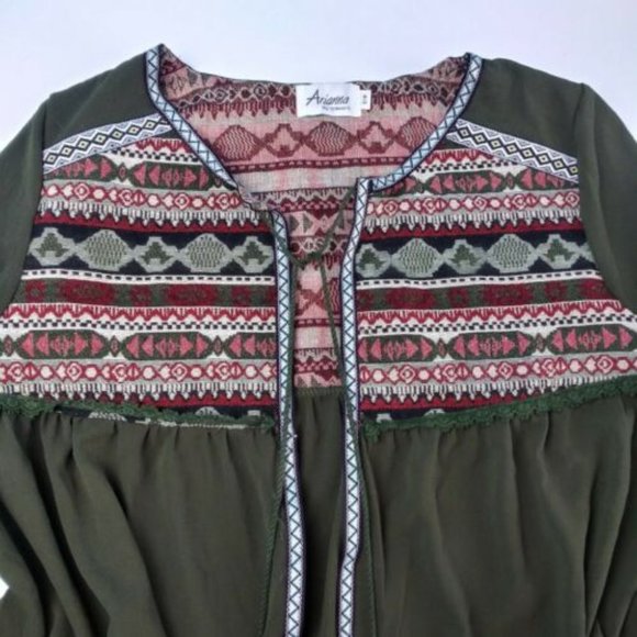 Arianna By Howard's Green Embroidered Shirt S/M - Picture 2 of 8